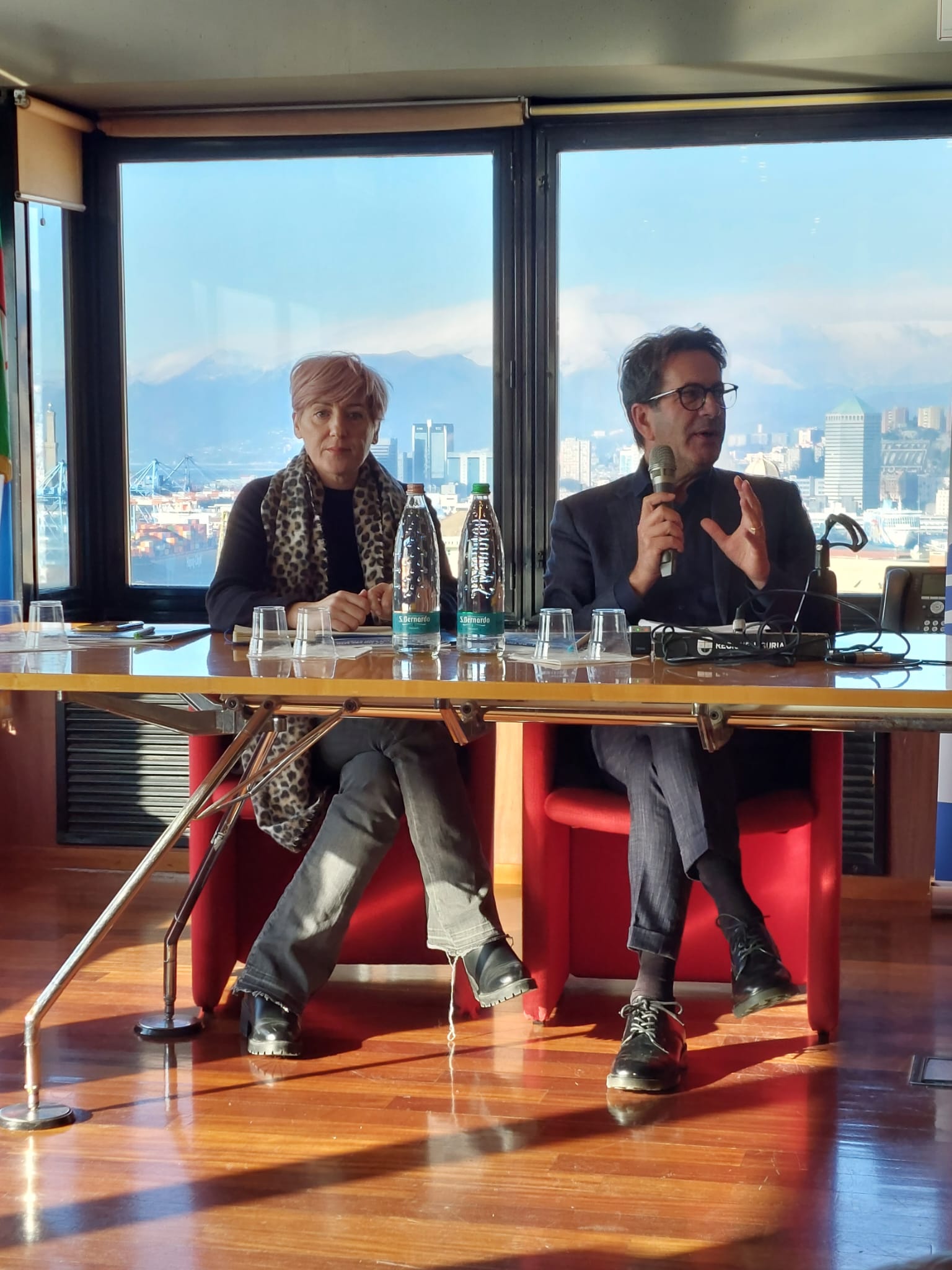 Galleria Catanzaro, Napoli, Potenza, Genova (20-22-23 novembre - 5 dicembre) – Infoday Regionali “Da ENI CBC MED 14/20 a INTERREG NEXT MED 21/27 - Lezioni dal passato e nuove opportunità” - Diapositiva 8 di 24