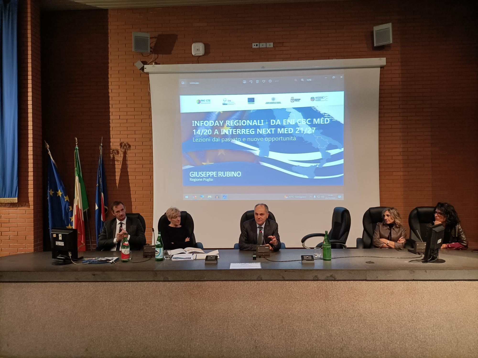 Galleria Catanzaro, Napoli, Potenza, Genova (20-22-23 novembre - 5 dicembre) – Infoday Regionali “Da ENI CBC MED 14/20 a INTERREG NEXT MED 21/27 - Lezioni dal passato e nuove opportunità” - Diapositiva 13 di 24