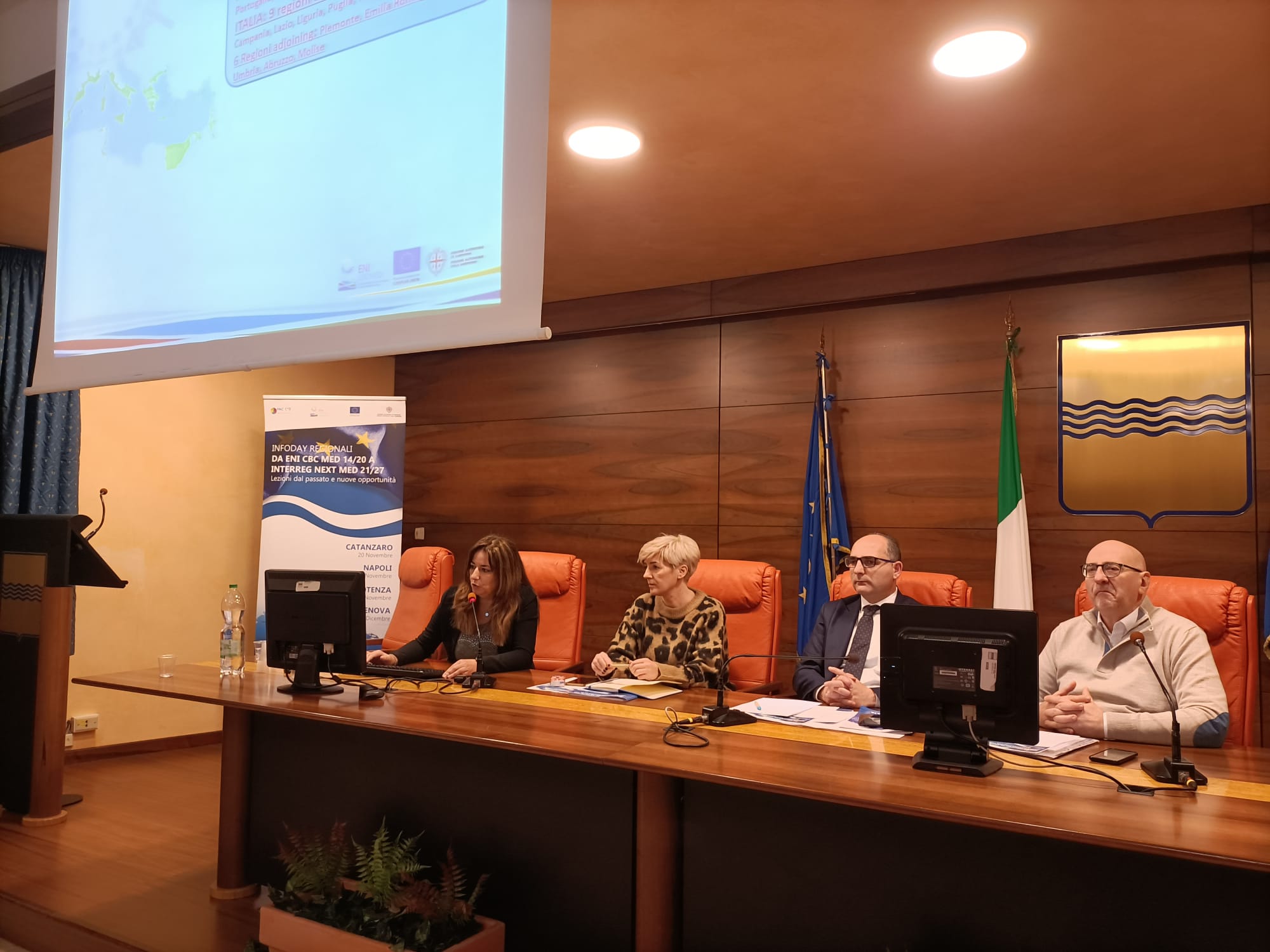 Galleria Catanzaro, Napoli, Potenza, Genova (20-22-23 novembre - 5 dicembre) – Infoday Regionali “Da ENI CBC MED 14/20 a INTERREG NEXT MED 21/27 - Lezioni dal passato e nuove opportunità” - Diapositiva 22 di 24