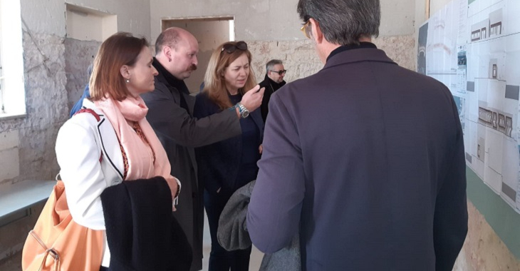 Galleria La Commissione europea in visita in Puglia per il progetto AI SMART - Diapositiva 1 di 2