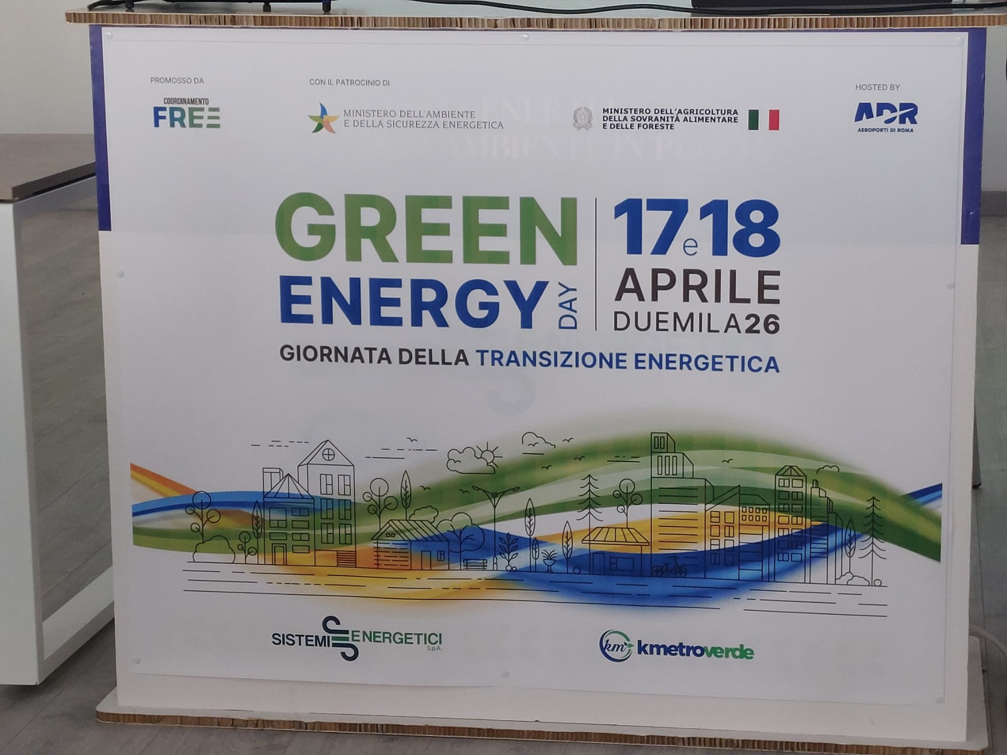 Galleria Green Energy Day, l’assessore Ciliento visita il Polo tecnologico KmetroVerde a Foggia - Diapositiva 5 di 7