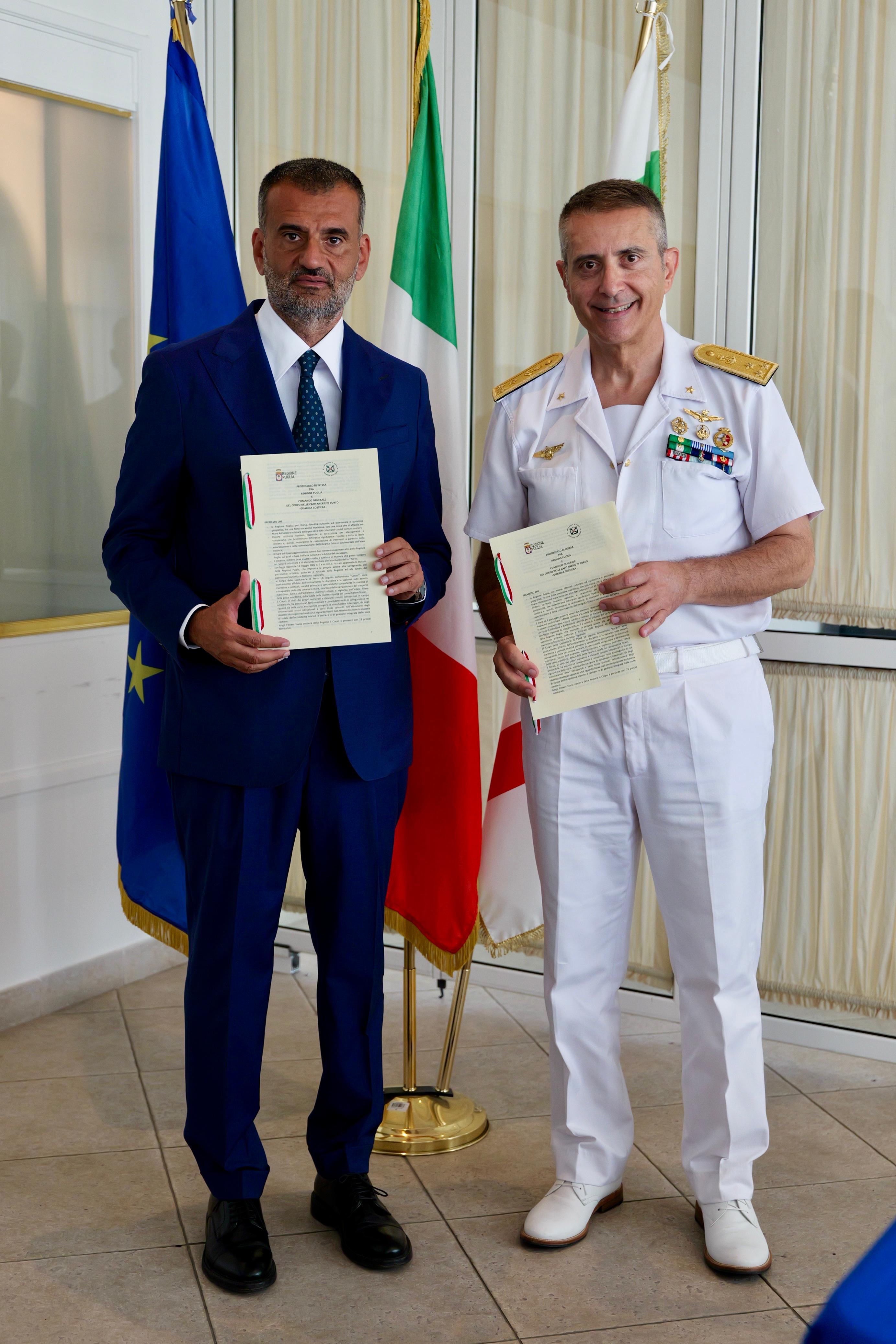 Galleria Costa, Regione Puglia e Guardia Costiera insieme per rafforzare tutela del mare, sicurezza e sviluppo sostenibile - Diapositiva 1 di 5