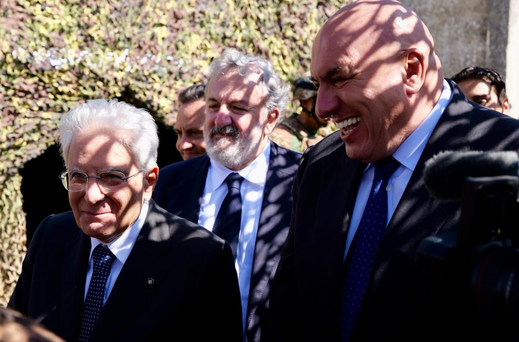 Galleria Michele Emiliano all’esercitazione militare “Leone Alato 23” a Cagnano Varano alla presenza del Presidente della Repubblica Mattarella e del ministro Crosetto - Diapositiva 12 di 22