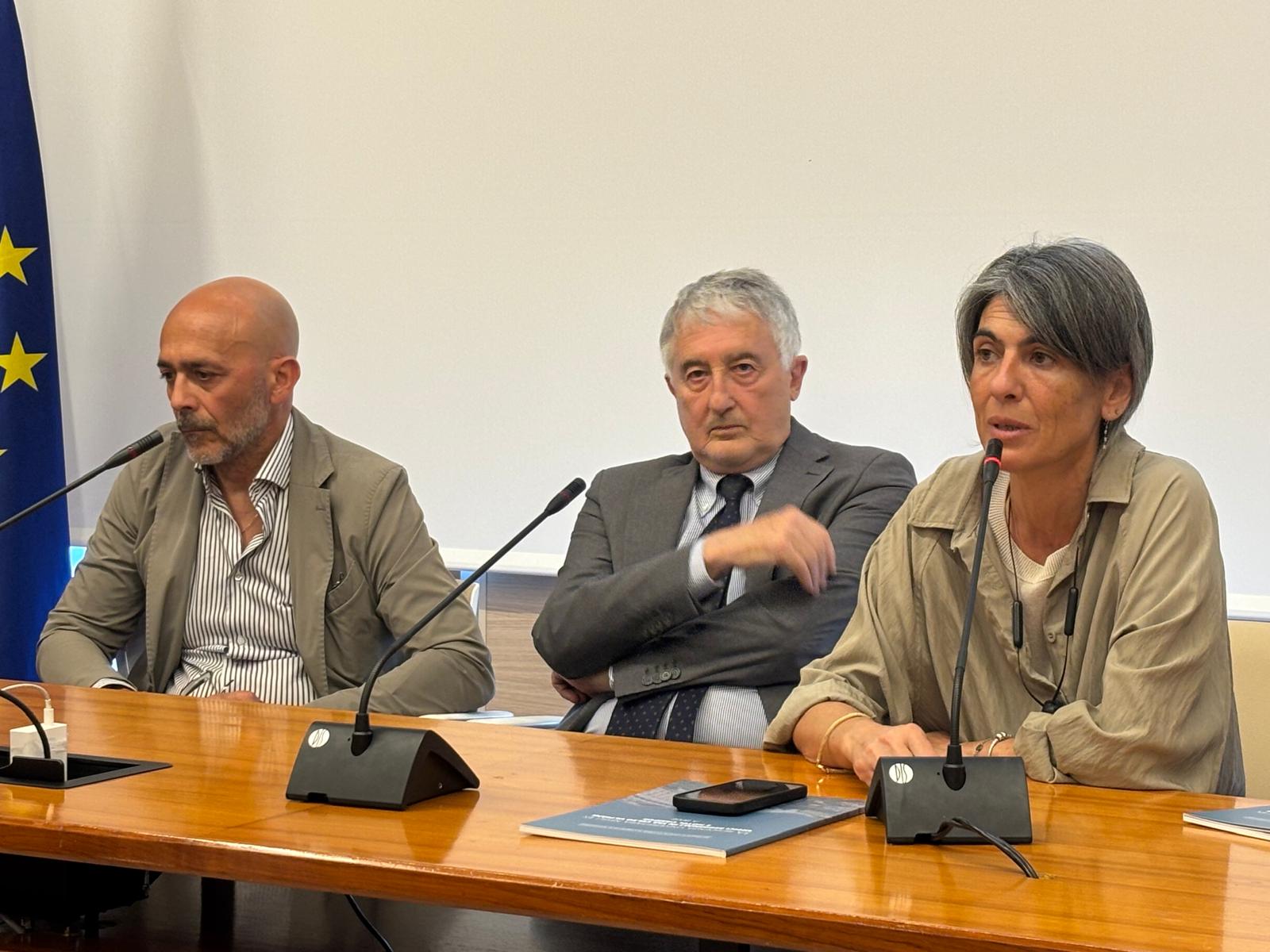 Galleria Presentato il progetto della nuova residenza universitaria di Bari: 192 posti letto tra Hotel Campus ed ex uffici regionali di via Celso Ulpiani. - Diapositiva 3 di 5